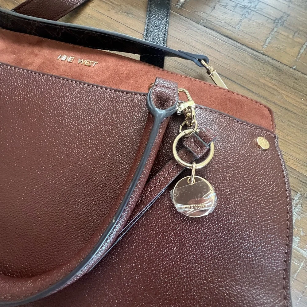 EUC NINE WEST Irwyn Saddle Tan Bag w Double Handles and Shoulder Strap Crossbody